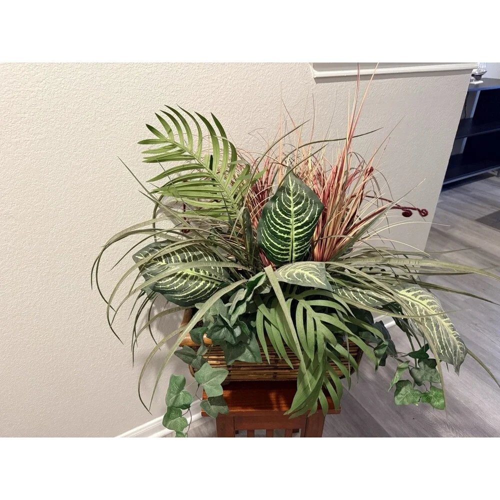 Unbranded this arrangements